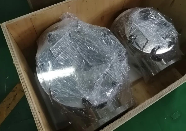 Stainless steel magnetic filters